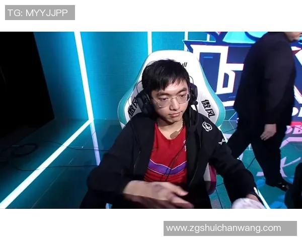 刘娜专访：从新手到职业选手的英雄联盟成长之路回顾