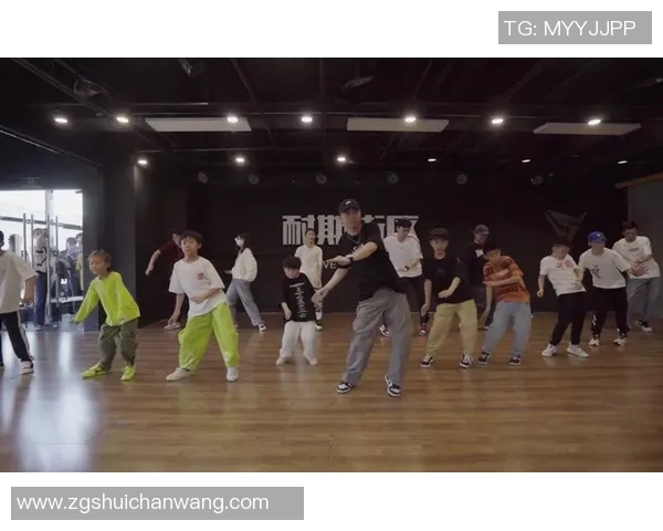 西安街舞队心理素质排名第二展现团队实力与风采